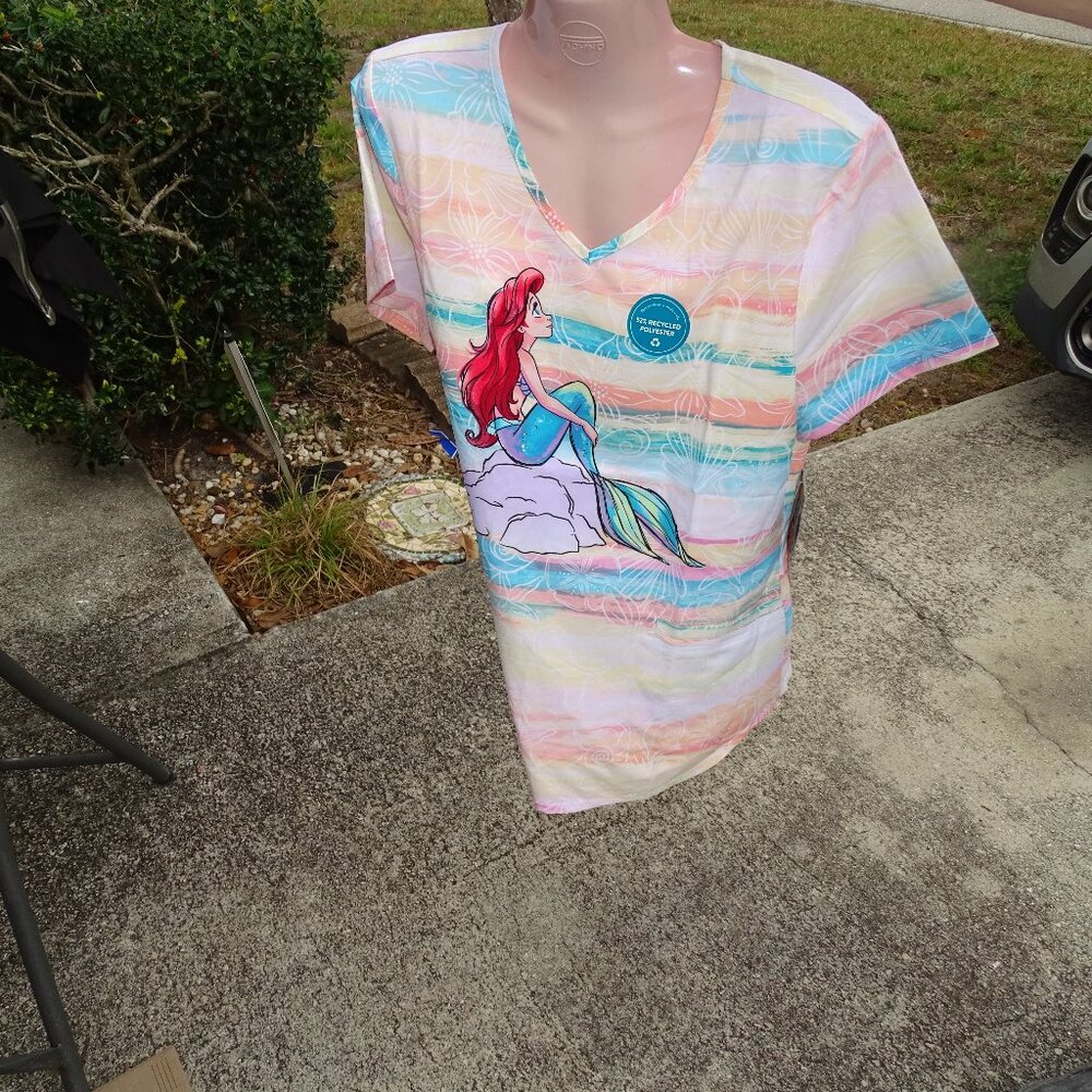 NEW Tooniforms Little Mermaid by Disney Scrub Top Medium
